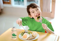 Bổ sung thực phẩm chứa lợi khuẩn (Probiotics) giúp tăng sức đề kháng, giảm nguy cơ mắc bệnh vặt ở trẻ.