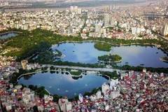 Quần thể Hồ Bảy Mẫu, hồ Ba Mẫu và hồ Thiền Quang ở Hà Nội. (Ảnh: Thành Đạt/TTXVN)