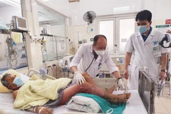 Bệnh nhân được điều trị tại bệnh viện. 