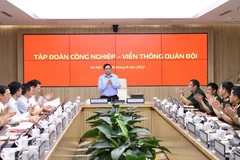 Thủ tướng Phạm Minh Chính chủ trì buổi làm việc làm việc với Tập đoàn Công nghiệp-Viễn thông Quân đội (Viettel). (Ảnh: Dương Giang/TTXVN)