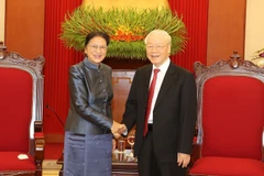 Tổng Bí thư Nguyễn Phú Trọng tiếp bà Pany Yathotou, Ủy viên Bộ Chính trị Đảng Nhân dân Cách mạng Lào, Phó Chủ tịch nước Lào đang thăm chính thức Việt Nam. (Ảnh: Trí Dũng/TTXVN)