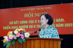 Bà Trương Thị Mai, Ủy viên Bộ Chính trị, Bí thư Trung ương Đảng, Trưởng Ban Tổ chức Trung ương phát biểu chỉ đạo Hội nghị. (Ảnh: Phương Hoa/TTXVN)
