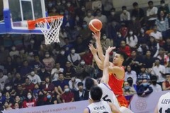 Một trận đấu của Đội tuyển bóng rổ nam Việt Nam. (Nguồn: TTXVN)