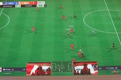 Một game đấu giữa Đội tuyển Việt Nam và Malaysia ở nội dung FIFA Online 4. (Ảnh: Minh Đông/TTXVN)