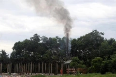 Một lò đốt rác thải ở nông thôn. (Nguồn: TTXVN)