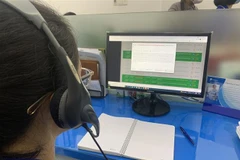 Tổng đài 1022 tiếp nhận thông tin về phòng, chống dịch COVID-19. (Nguồn: TTXVN)