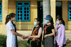 81 công dân hoàn thành thời gian cách ly tại Hòa Bình. (Ảnh: Trọng Đạt/TTXVN)