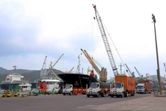 Cảng Quy Nhơn. (Ảnh: Thanh Tùng/TTXVN)