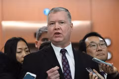 Đặc phái viên Mỹ về Triều Tiên Stephen Biegun phát biểu với báo giới tại Seoul, Hàn Quốc. (Ảnh: AFP/TTXVN)
