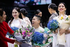 [Photo] Những 'Ả đào phố thị' Bắc bộ trên sàn diễn thời trang