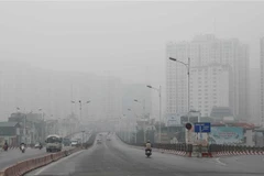 Sương mù bao phủ Hà Nội. (Ảnh: Thanh Tùng/TTXVN)