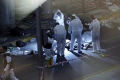 Thi thể một nạn nhân. (Nguồn: EPA)