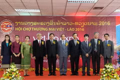 Thứ trưởng Bộ Công Thương Nguyễn Cẩm Tú dự lễ khai mạc. (Ảnh: Phạm Kiên/Vietnam+)