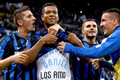 Fredy Guarin (giữa) tới Shanghai Shenhua để nhận khoảng lương khổng lồ. (Nguồn: ESPN)
