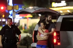 Người dân hoảng sợ khi chứng kiến vụ nổ súng. (Nguồn: Getty)