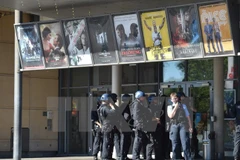 [Video] Xả súng kinh hoàng tại Đức, hung thủ quấn đai bom