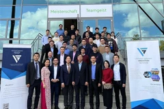 Các đại biểu tham dự hội thảo tại thành phố Wolfsburg của Đức. (Ảnh: Mạnh Hùng/TTXVN)