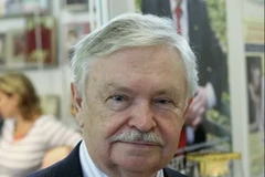 Nhà văn Albert Likhanov. (Nguồn: ru.armeniasputnik.am)