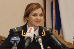 Nữ thẩm phán xinh đẹp Crimea lại gây chú ý trên mạng
