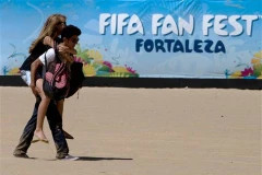 Ngày Lễ Tình yêu đến sớm trên "Xứ sở Samba" vì World Cup