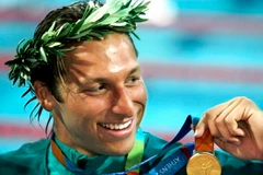 [Infographics] Siêu kình ngư Ian Thorpe thừa nhận là "gay"