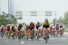 Khai mạc giải đua xe đạp truyền hình Bình Dương mở rộng