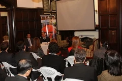 Tọa đàm "Việt Nam-quốc gia trên đà phát triển" tại Argentina