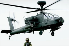 Mỹ sẽ chuyển giao 10 trực thăng Apache cho Ai Cập