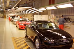 Audi cho làm việc thêm ca ba để chuẩn bị tung ra mẫu xe mới