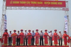 Quảng Bình: Cây cầu Trung Quán nối giao thương miền Tây