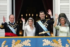 Hạ viện Tây Ban Nha chấp thuận Thái tử Felipe kế vị Vua Carlos