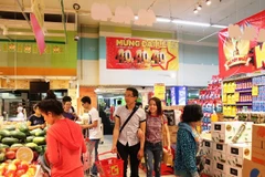 Các siêu thị khuyến mãi giảm giá lên tới 50% trong dịp nghỉ lễ 30/4