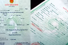 Chính phủ đề nghị giữ lại giấy khai sinh và đăng ký kết hôn