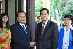 Vientiane mong muốn Hà Nội chia sẻ kinh nghiệm phát triển