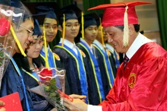 Thí điểm đổi mới cơ chế hoạt động giáo dục đại học công lập