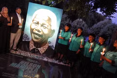 Nam Phi kỷ niệm một năm ngày mất của lãnh tụ Nelson Mandela