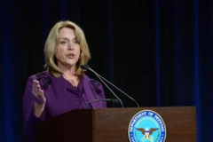 Bộ trưởng Không quân Mỹ Deborah James. (Nguồn: allenwestrepublic.com)