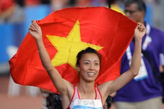 Vận động viên Đỗ Thị Thảo đoạt huy chương vàng nội dung 1.500m nữ. (Ảnh: Quốc Khánh/TTXVN)