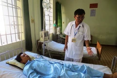 Chuyển bệnh nhân từ Trường Sa về đất liền điều trị bằng máy bay