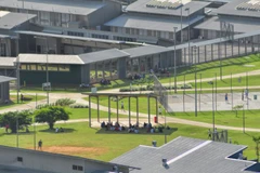 Trung tâm giam giữ người tị nạn trên đảo Christmas. (Nguồn: edition.cnn.com)