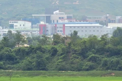 Làng đình chiến Panmunjom, Khu vực phi quân sự giữa hai miền Triều Tiên. (Nguồn: AFP/TTXVN)