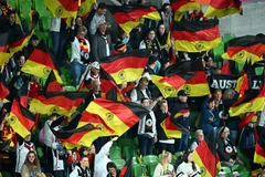 Cổ động viên Đội tuyển Nữ Đức trong trận đấu gặp Tuyển Nữ Maroc. (Ảnh: THX/TTXVN)