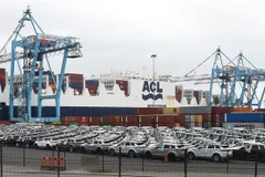 Xe ôtô Range Rover của Mỹ tại cảng container Seaforth ở Liverpool, Tây Bắc Anh ngày 13/3/2019. (Ảnh: AFP/TTXVN)