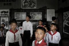 Hàng vạn người Triều Tiên míttinh "chống bè lũ đế quốc Mỹ"