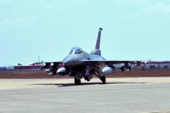 F-16 của Thổ Nhĩ Kỳ "nằm im" sau khi Nga đưa S-400 tới Syria