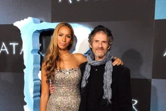 Nhạc sĩ "My Heart Will Go On" tử vong vì tai nạn máy bay