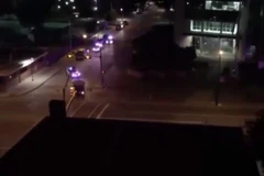 Mỹ: Đọ súng dữ dội kèm nổ lớn tại trụ sở cảnh sát Dallas