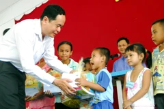 Ông Trần Thanh Mẫn giữ chức Phó Chủ tịch chuyên trách MTTQ