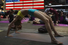 Một bang ở Mỹ có thể cấm mặc quần Yoga ra ngoài vì "dung tục"