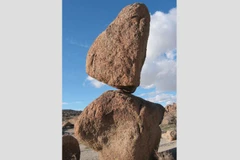 Giới khoa học giải thích về hiện tượng đá chồng lên nhau bí ẩn